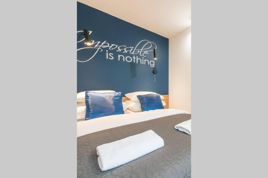 Rondo Onz P&O Serviced Apartments Warsawa Bagian luar foto