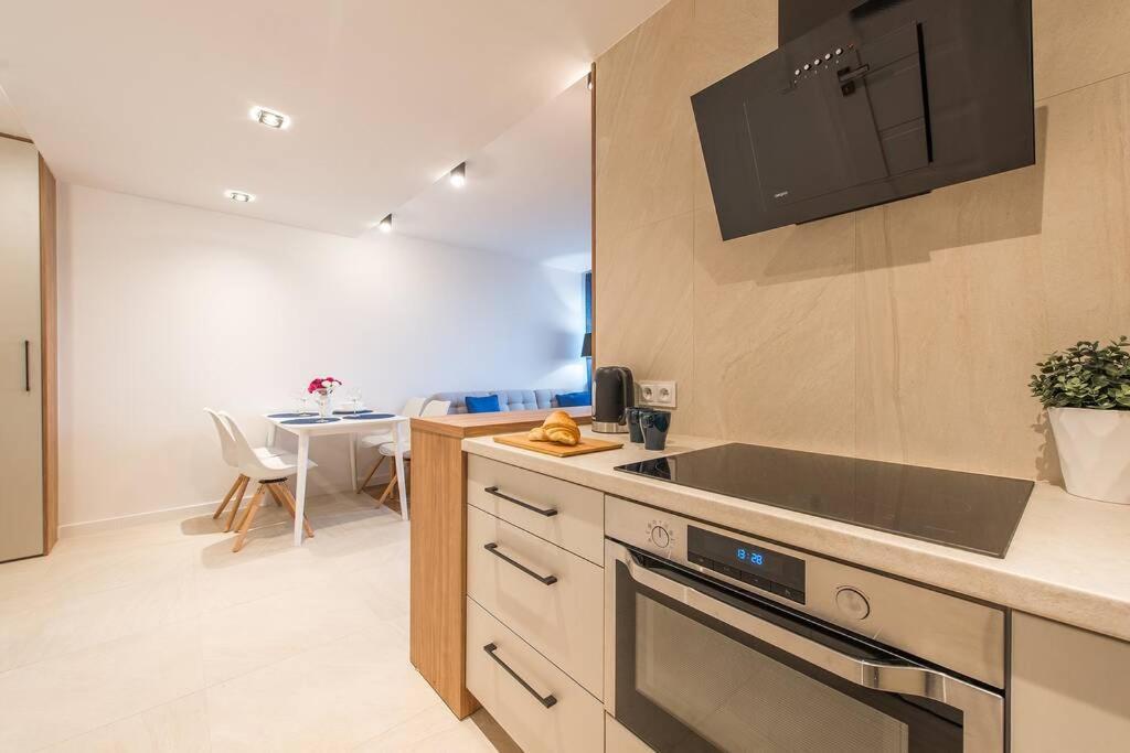 Rondo Onz P&O Serviced Apartments Warsawa Bagian luar foto