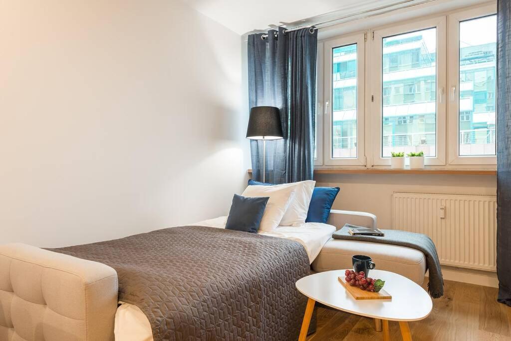 Rondo Onz P&O Serviced Apartments Warsawa Bagian luar foto